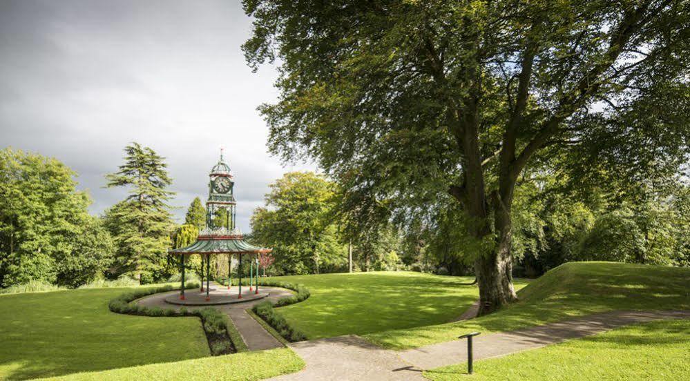 The Enniskillen Hotel And Motel Экстерьер фото